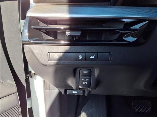 new 2025 Nissan Murano car, priced at $40,128