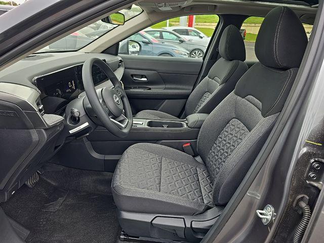 new 2025 Nissan Kicks car, priced at $28,000