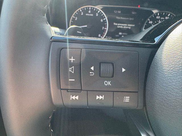 new 2025 Nissan Pathfinder car, priced at $37,951