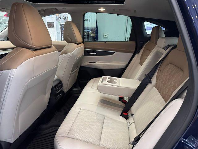 used 2025 Nissan Murano car, priced at $48,900