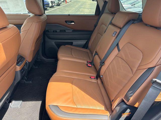 new 2025 Nissan Pathfinder car, priced at $47,063