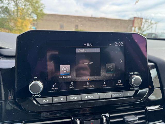 new 2025 Nissan Pathfinder car, priced at $34,580