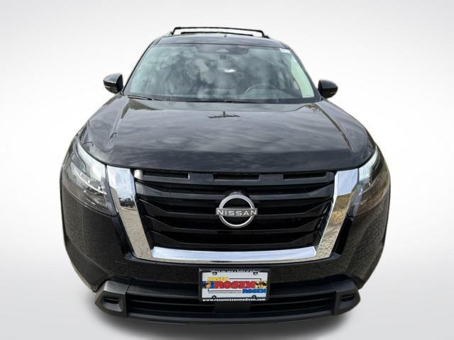 new 2025 Nissan Pathfinder car, priced at $34,580