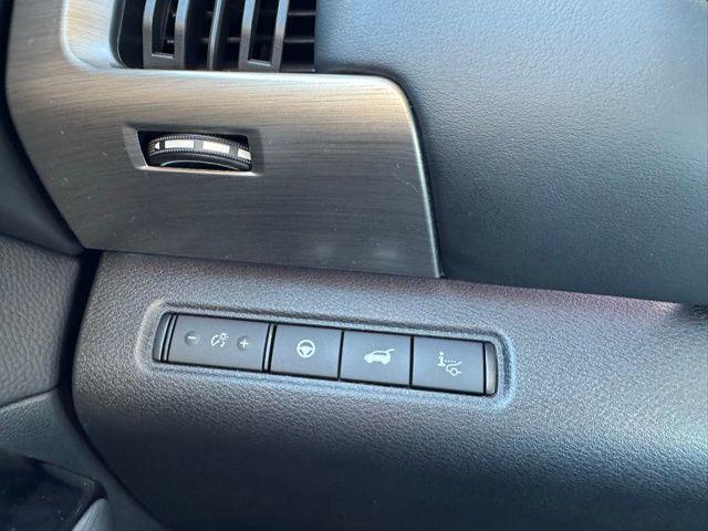 new 2025 Nissan Pathfinder car, priced at $45,745
