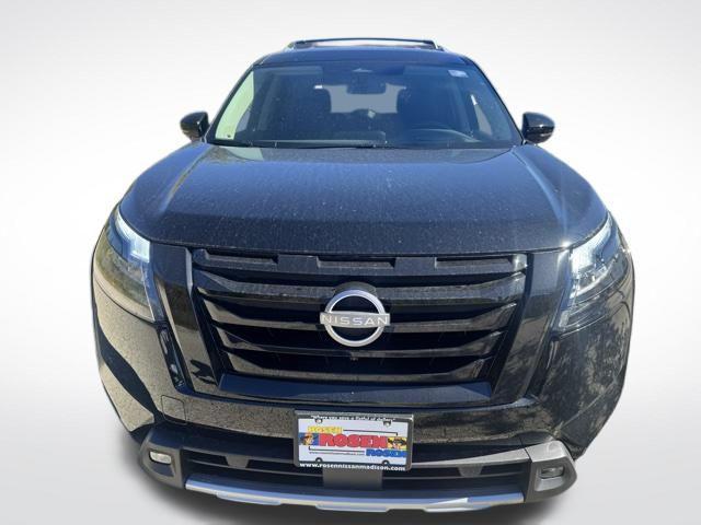 new 2025 Nissan Pathfinder car, priced at $45,745