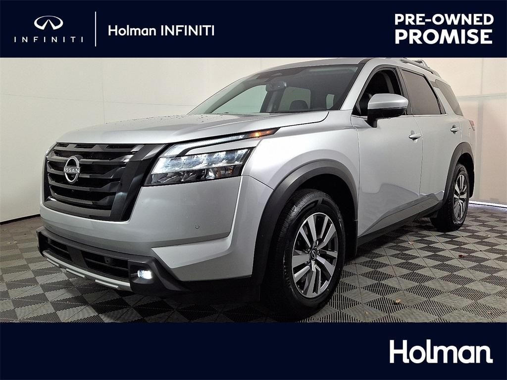 used 2022 Nissan Pathfinder car, priced at $25,990