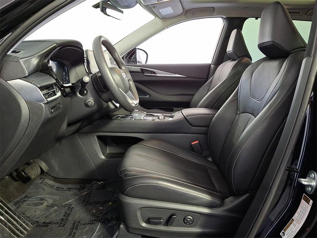 used 2025 INFINITI QX60 car, priced at $44,999