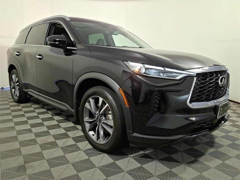 used 2025 INFINITI QX60 car, priced at $44,999