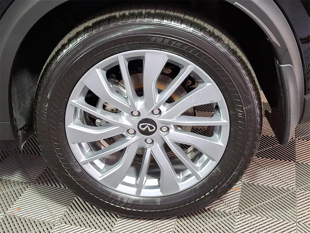 new 2025 INFINITI QX50 car, priced at $48,370