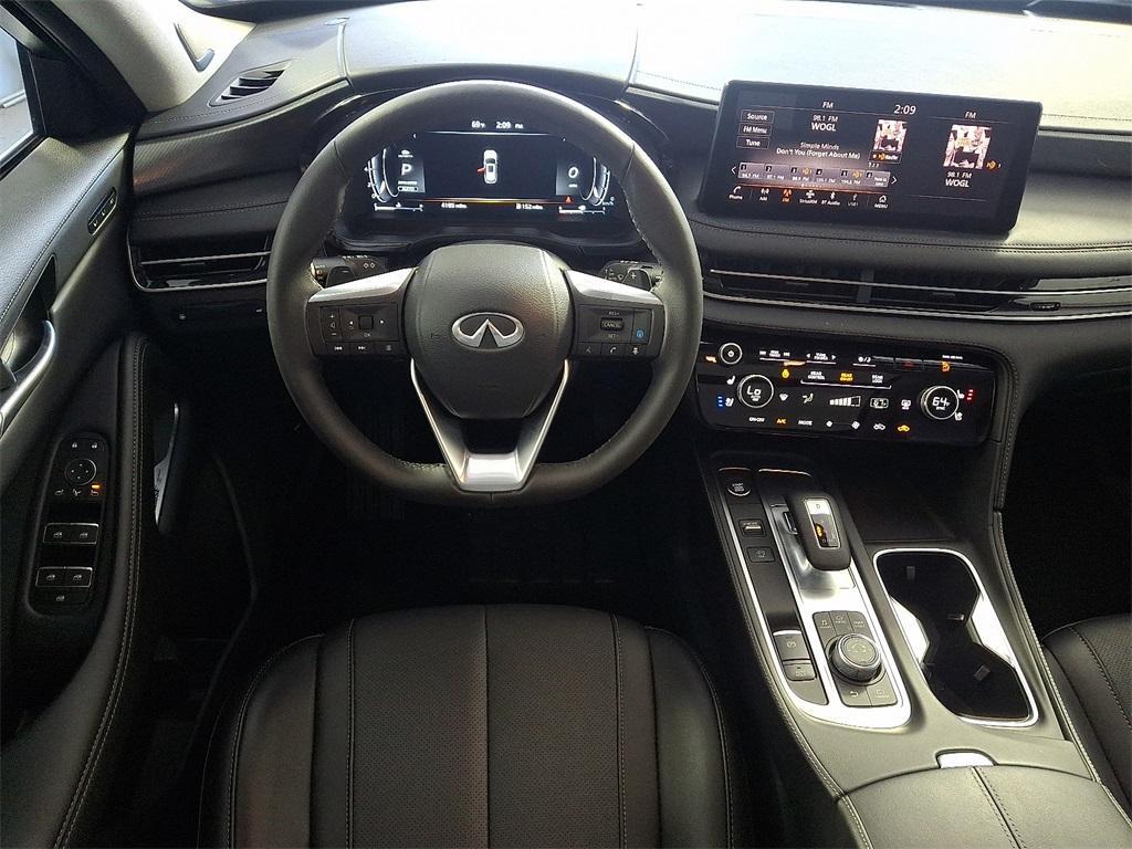 used 2025 INFINITI QX60 car, priced at $49,700