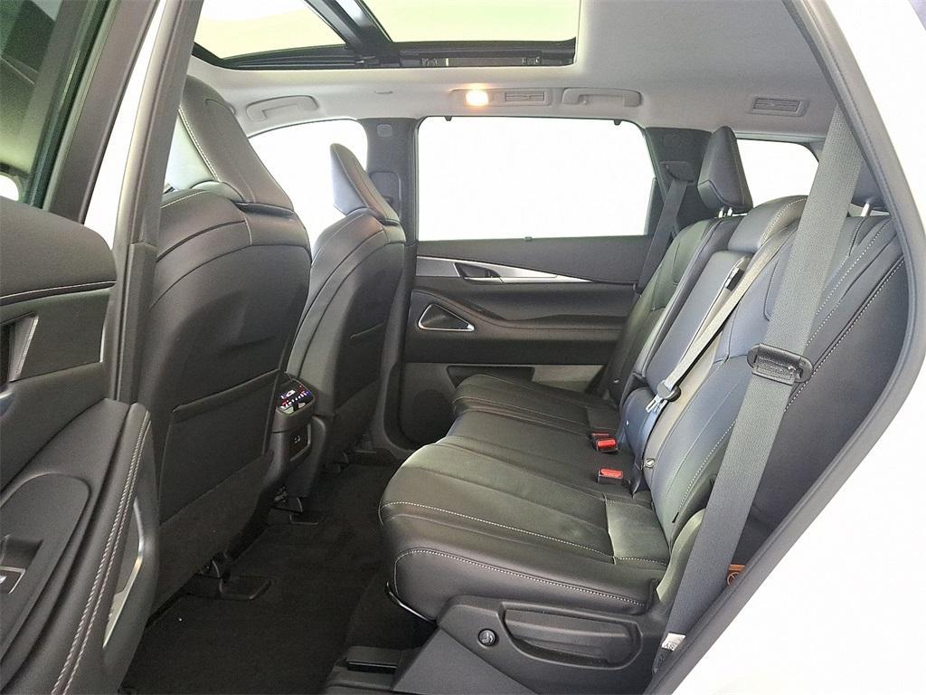 used 2025 INFINITI QX60 car, priced at $49,700