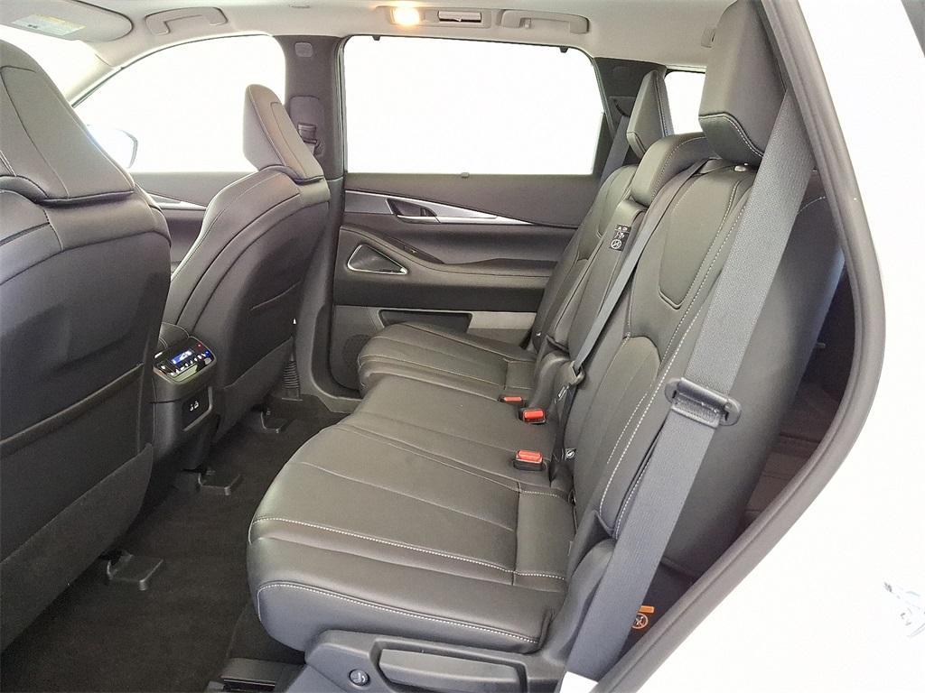 used 2025 INFINITI QX60 car, priced at $48,841