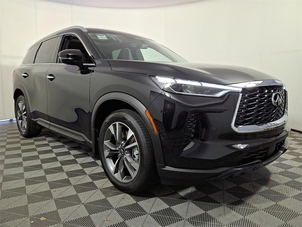 new 2025 INFINITI QX60 car, priced at $61,080