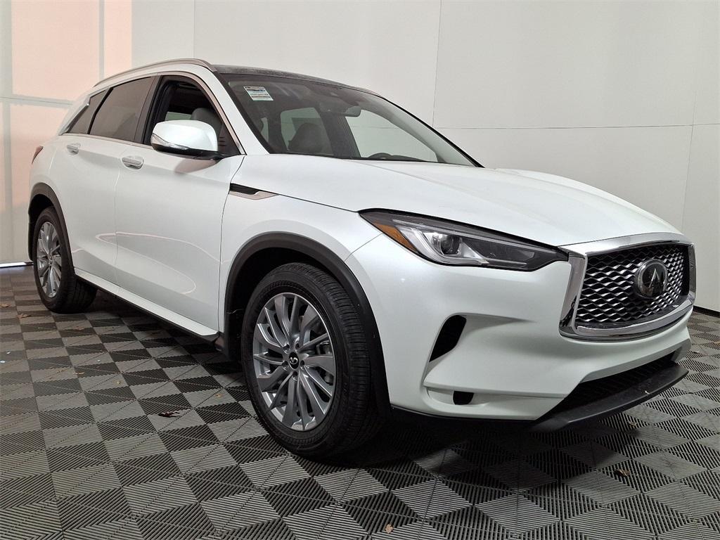 new 2025 INFINITI QX50 car, priced at $49,270