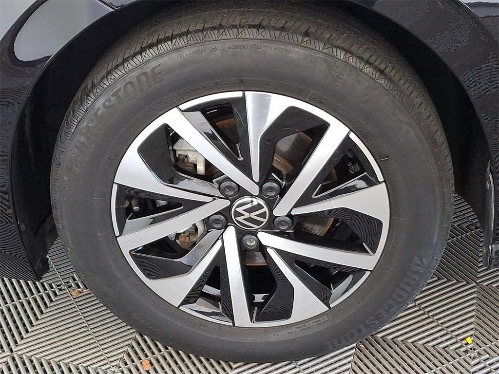 used 2024 Volkswagen Jetta car, priced at $18,300