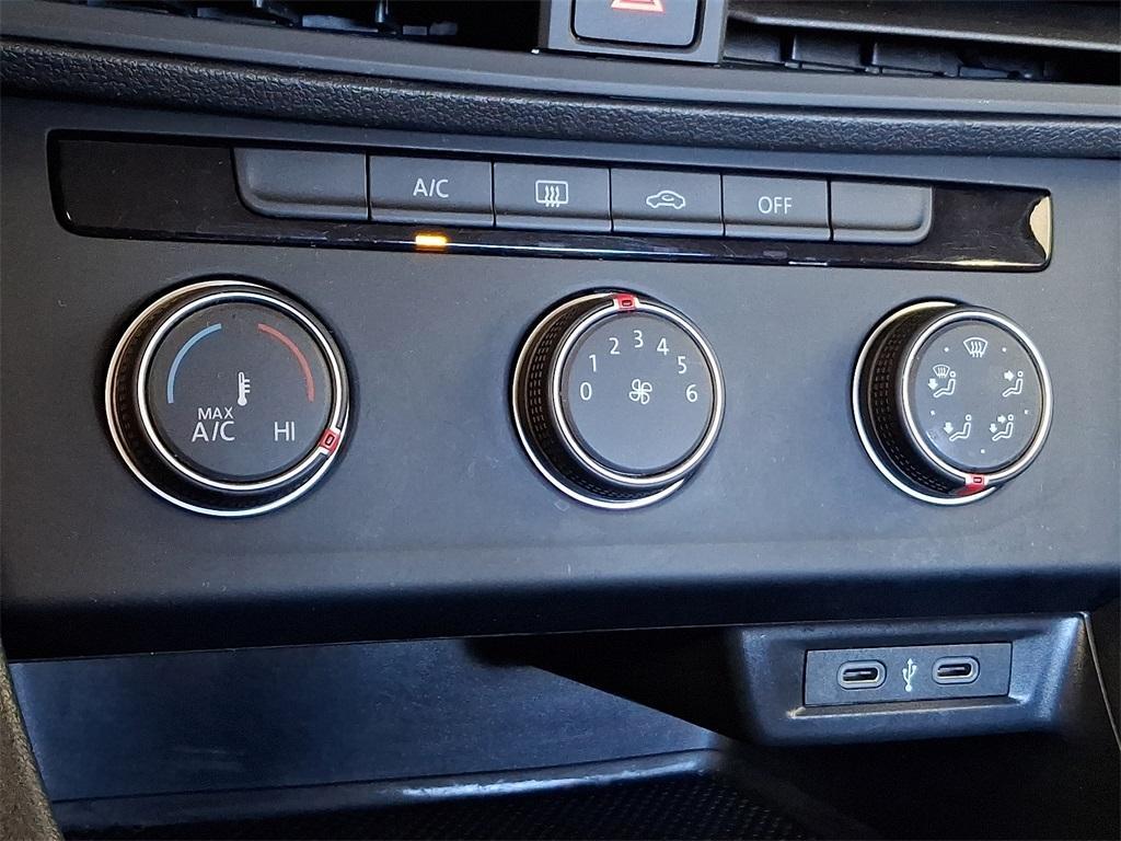 used 2024 Volkswagen Jetta car, priced at $18,300