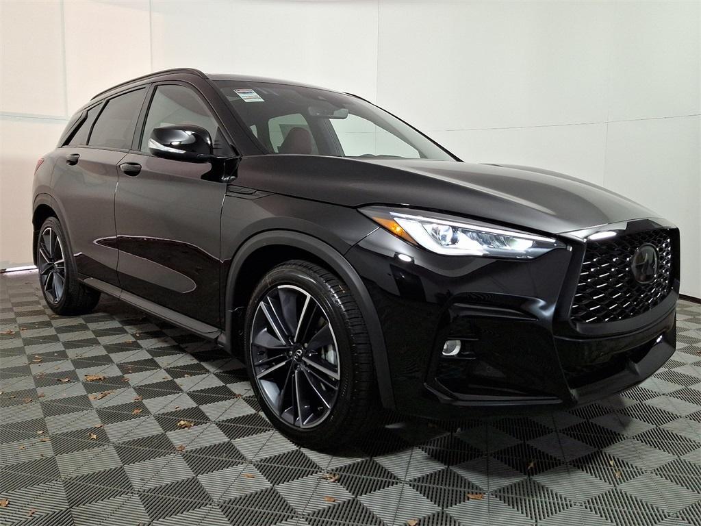 new 2025 INFINITI QX50 car, priced at $53,270