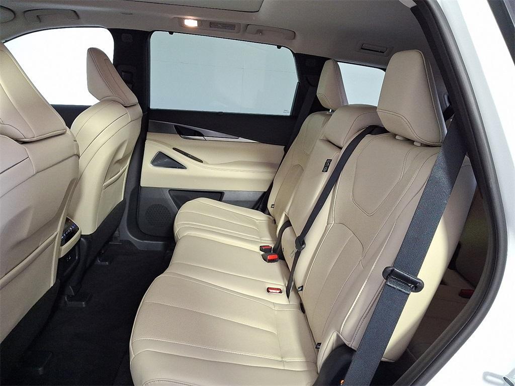 used 2025 INFINITI QX60 car, priced at $47,999