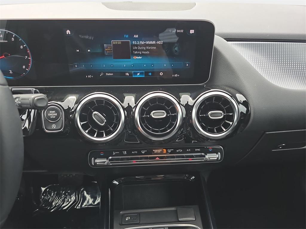 used 2021 Mercedes-Benz GLA 250 car, priced at $26,200
