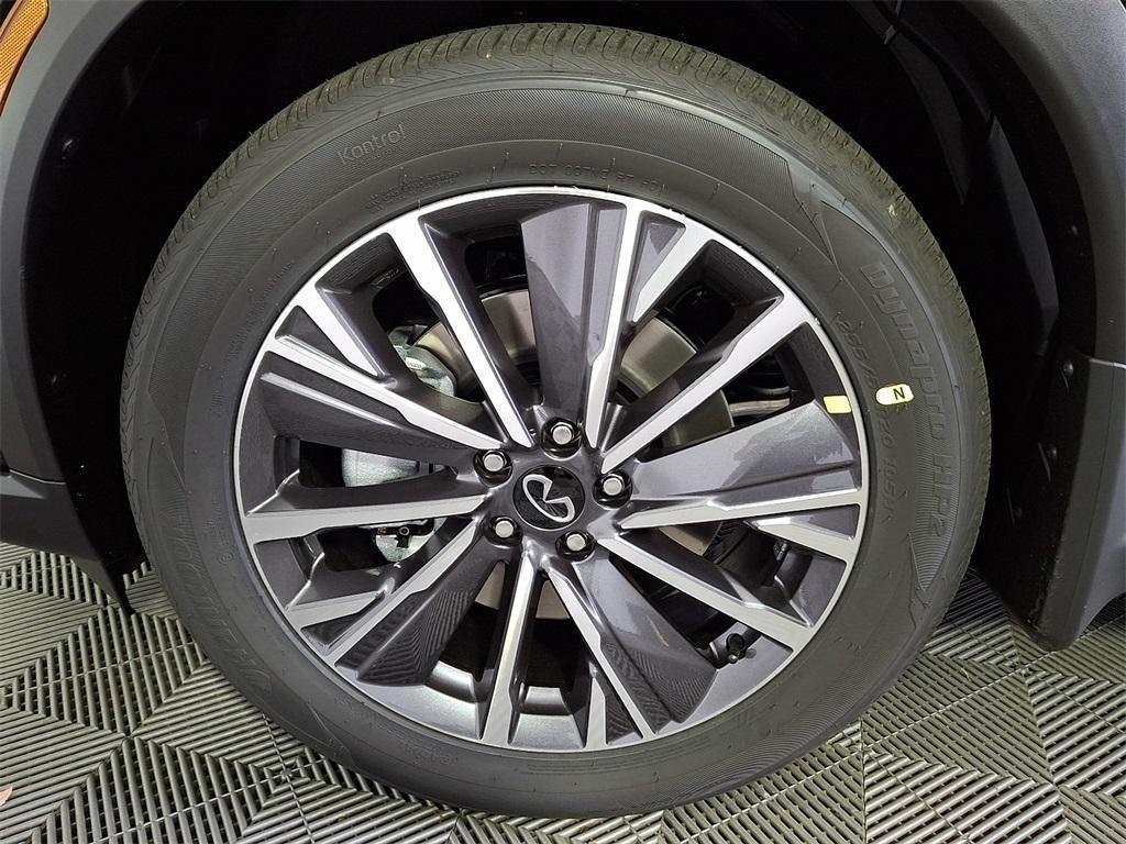 new 2026 INFINITI QX60 car, priced at $61,690