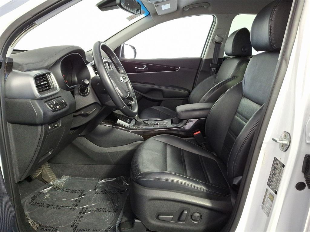 used 2019 Kia Sorento car, priced at $17,890