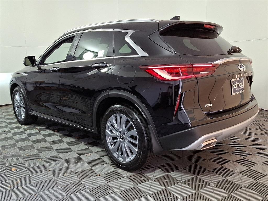 new 2025 INFINITI QX50 car, priced at $48,370