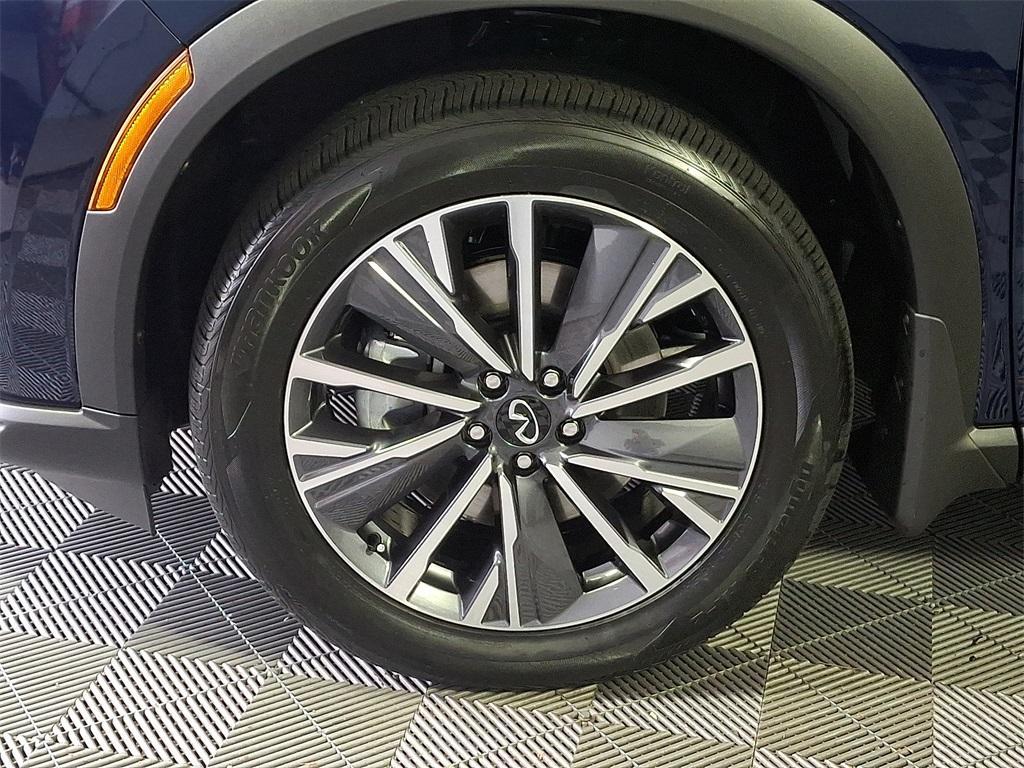 new 2026 INFINITI QX60 car, priced at $61,690