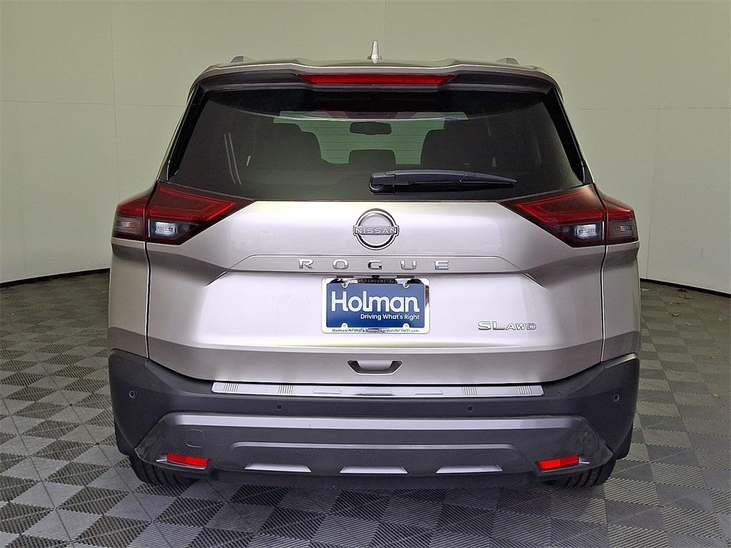 used 2022 Nissan Rogue car, priced at $27,859