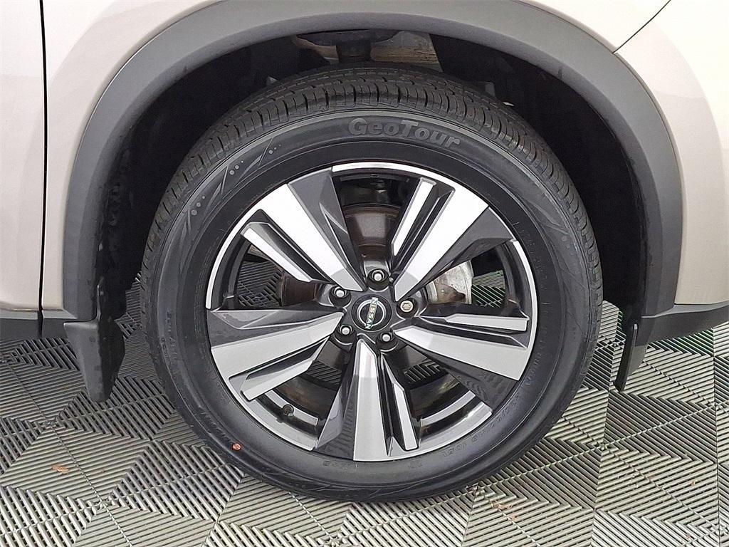 used 2022 Nissan Rogue car, priced at $27,859