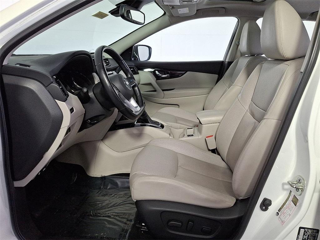 used 2022 Nissan Rogue Sport car, priced at $21,300