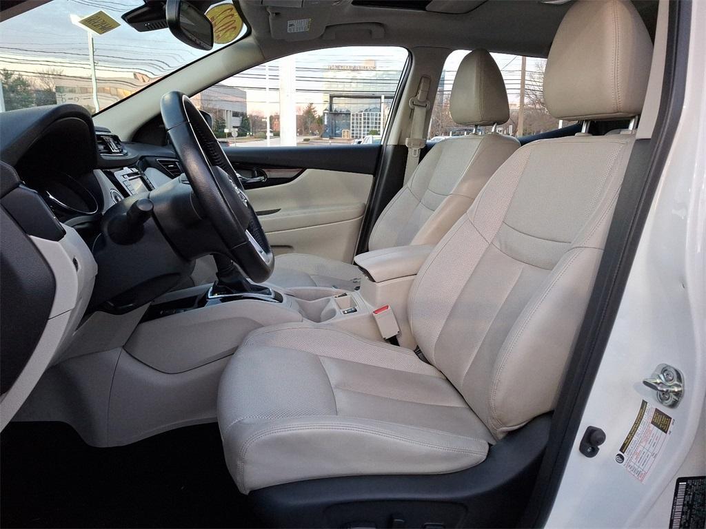 used 2022 Nissan Rogue Sport car, priced at $22,359
