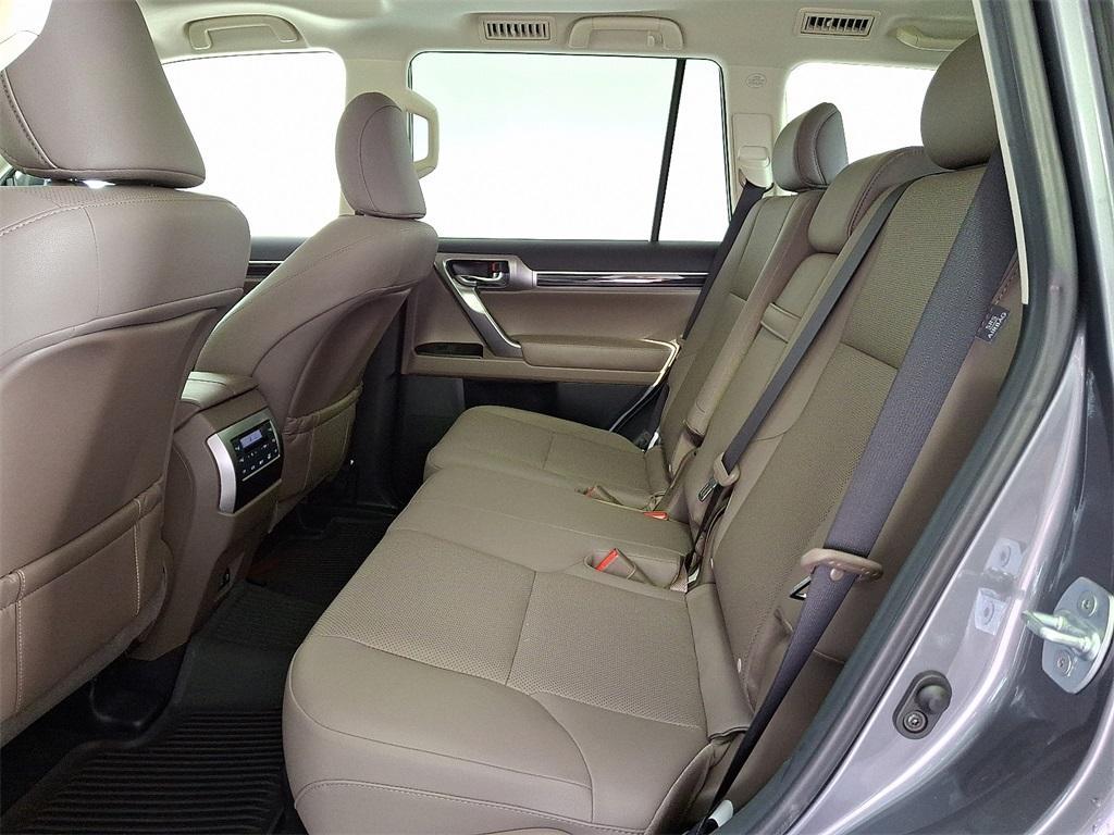 used 2023 Lexus GX 460 car, priced at $56,632