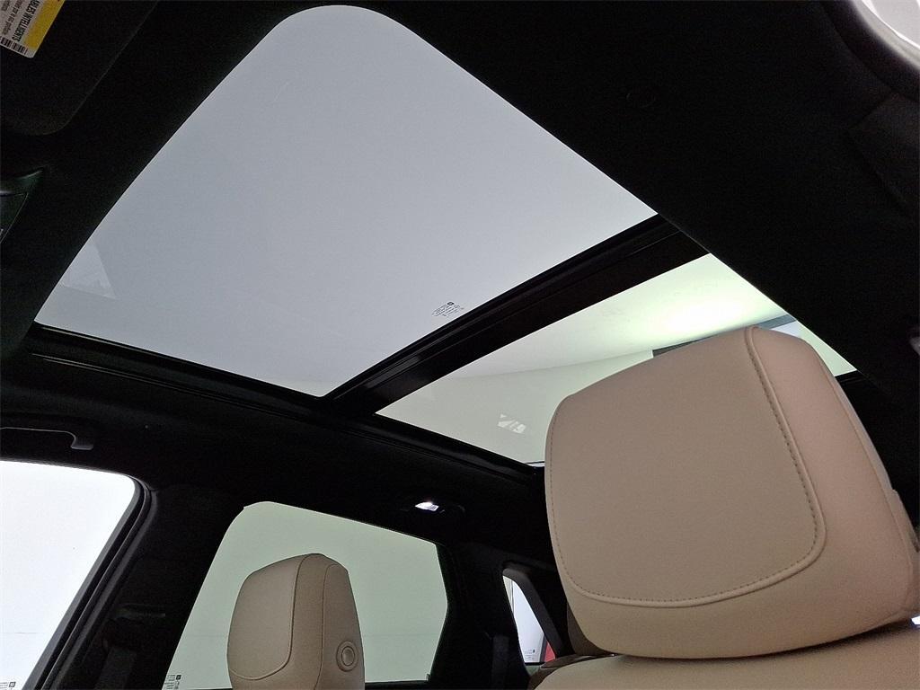used 2019 Cadillac XT5 car, priced at $20,600