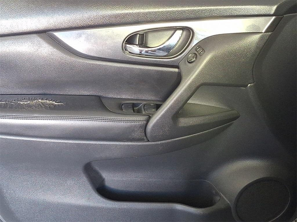 used 2017 Nissan Rogue car, priced at $5,994