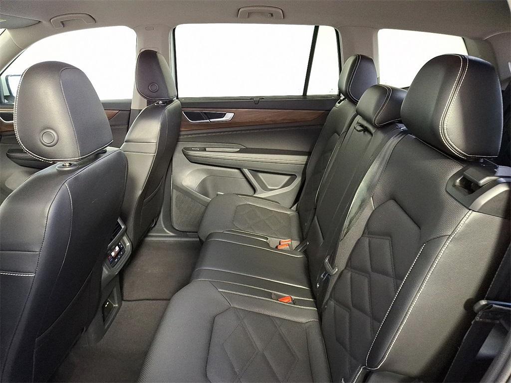 used 2024 Volkswagen Atlas car, priced at $32,900