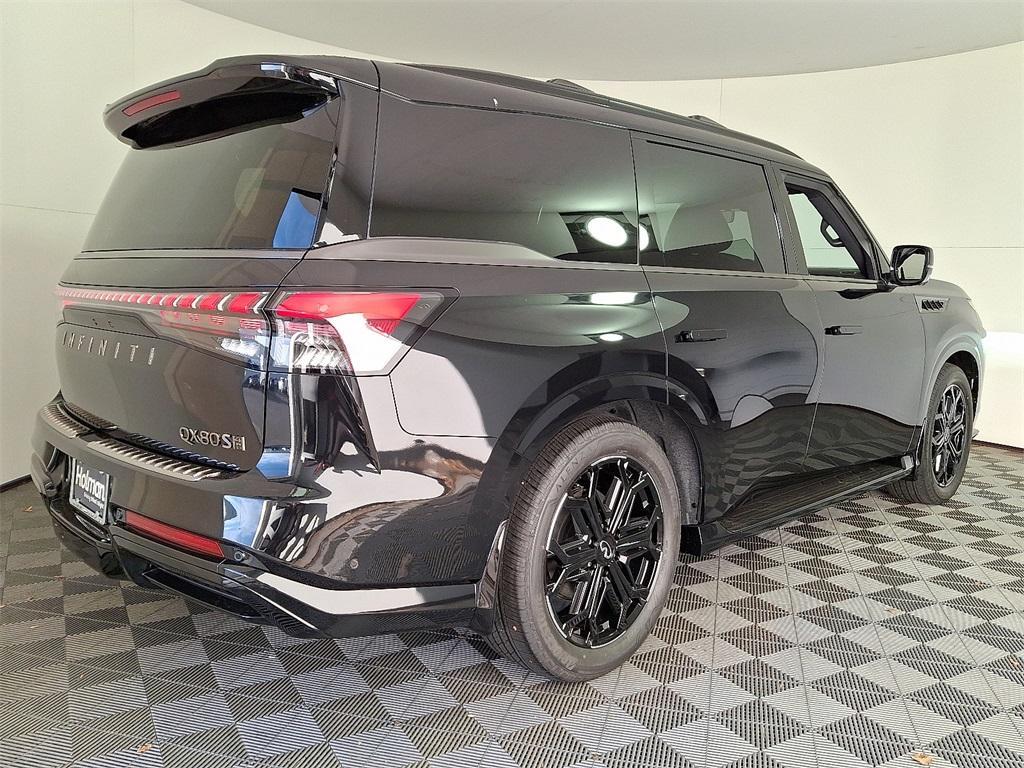 new 2026 INFINITI QX80 car, priced at $106,320