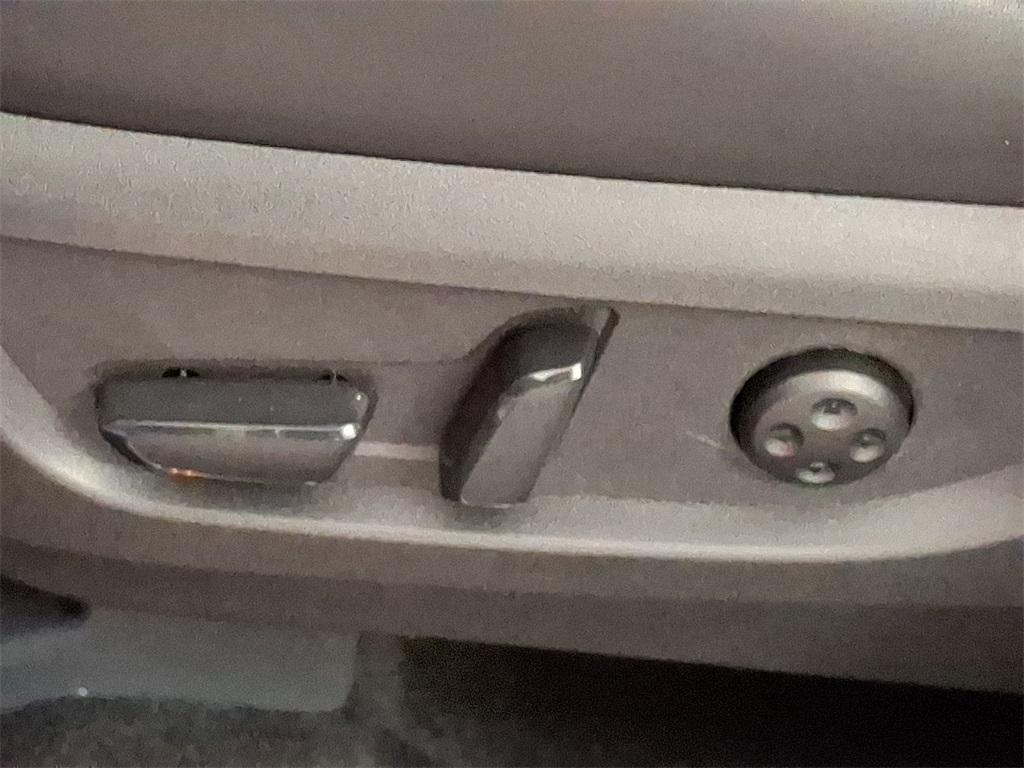 used 2025 INFINITI QX50 car, priced at $38,400