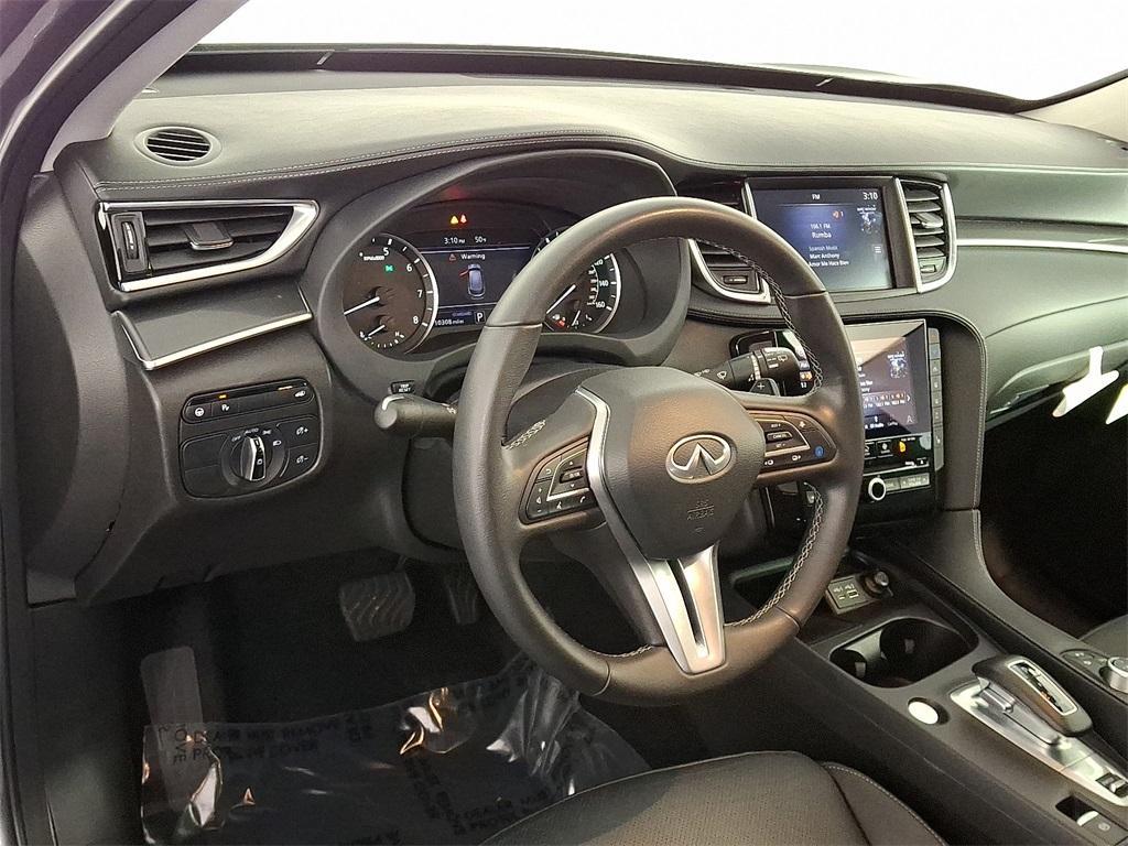 used 2025 INFINITI QX50 car, priced at $38,400