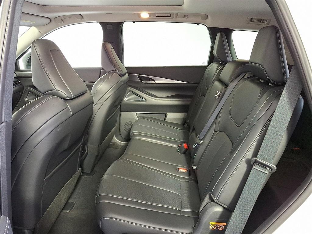 used 2025 INFINITI QX60 car, priced at $45,990