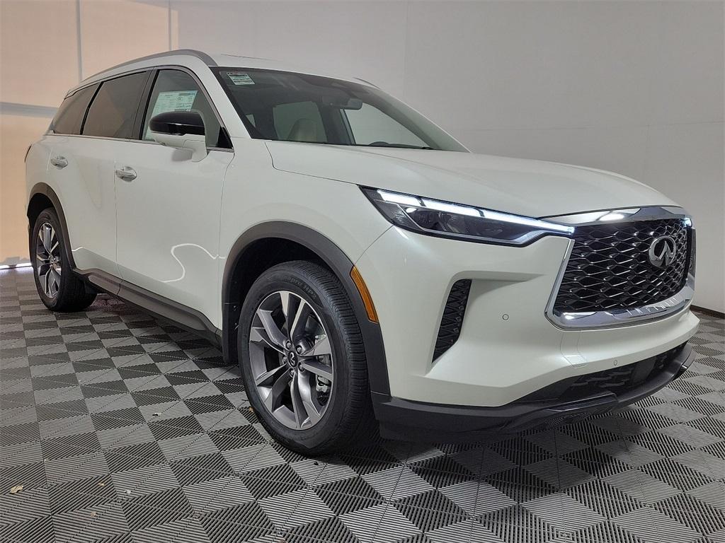 used 2025 INFINITI QX60 car, priced at $61,670
