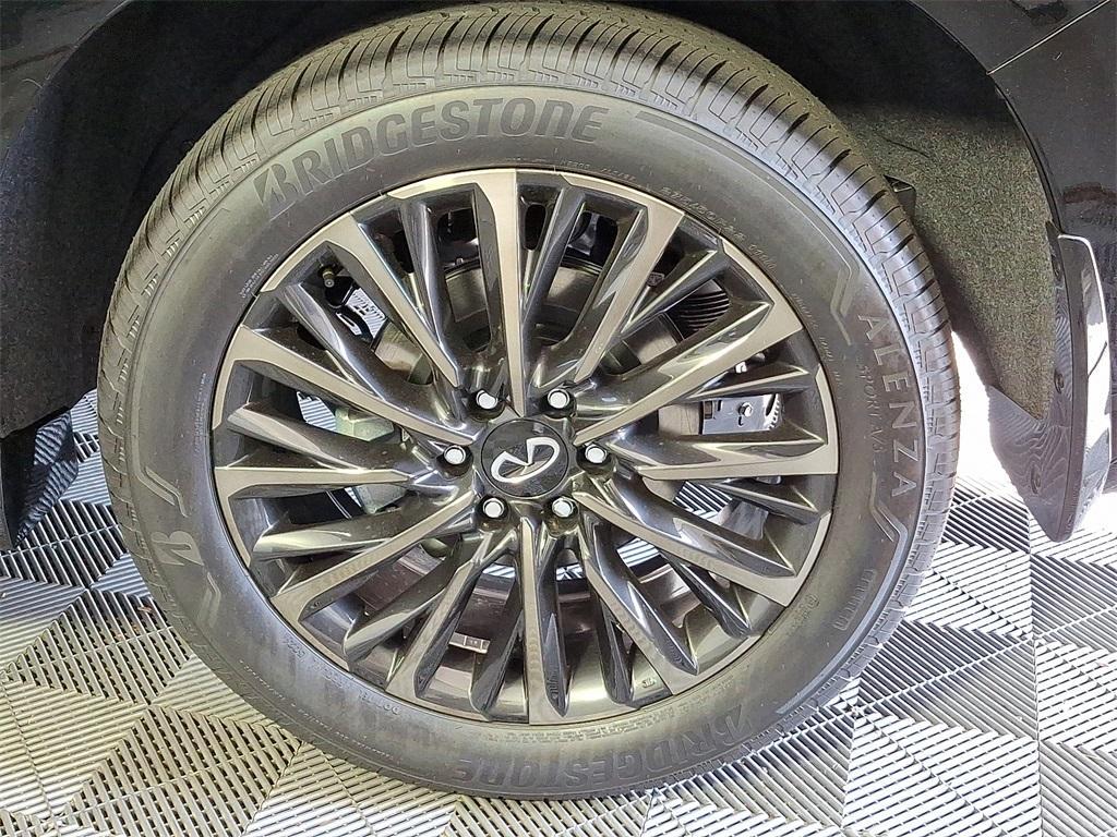 new 2025 INFINITI QX80 car, priced at $113,850