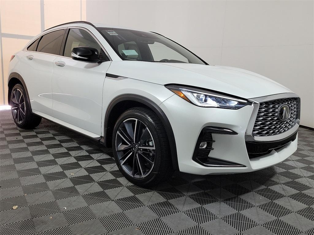 used 2025 INFINITI QX55 car, priced at $53,075