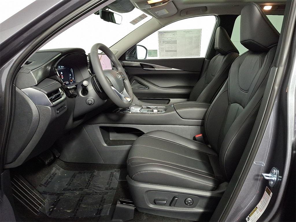 used 2025 INFINITI QX60 car, priced at $60,385