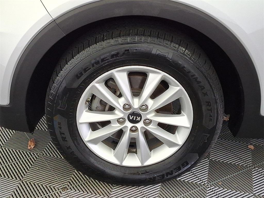 used 2019 Kia Sorento car, priced at $11,602