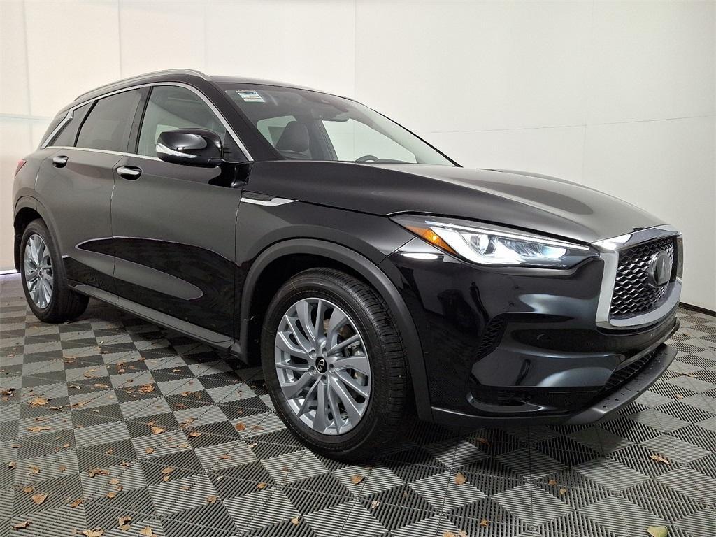 new 2025 INFINITI QX50 car, priced at $49,270