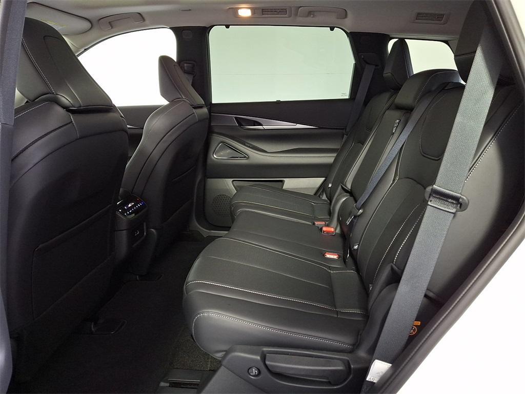new 2025 INFINITI QX60 car, priced at $61,080