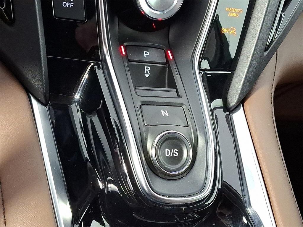 used 2021 Acura RDX car, priced at $27,600