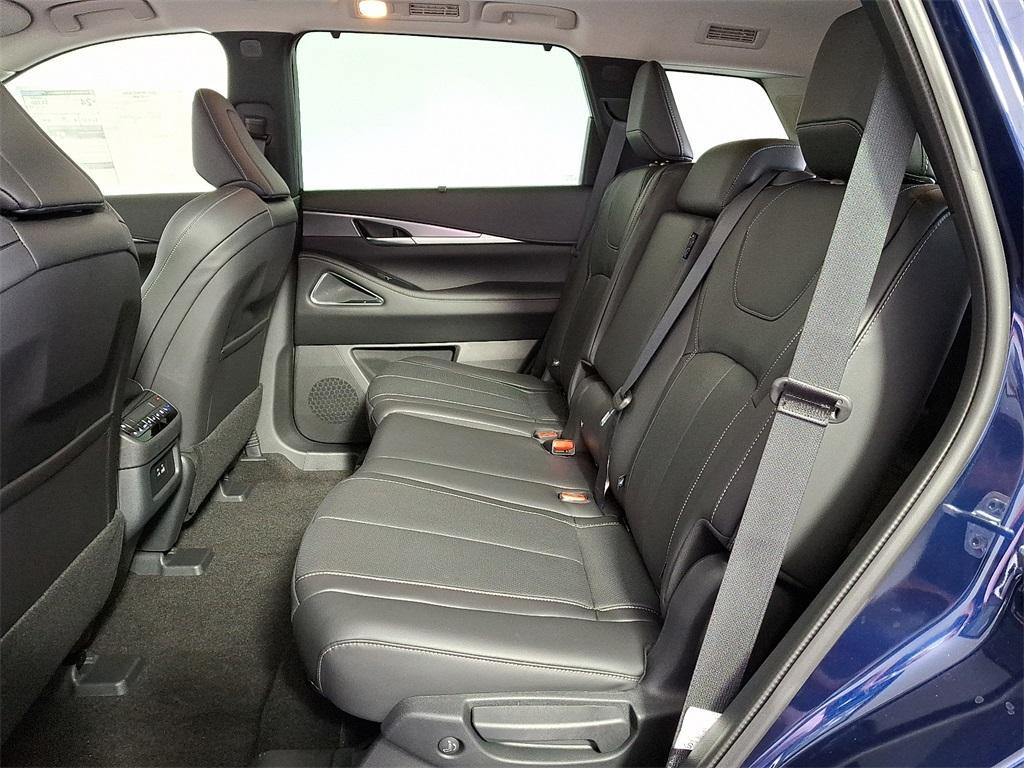 new 2025 INFINITI QX60 car, priced at $62,580
