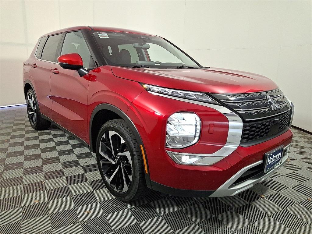 used 2024 Mitsubishi Outlander car, priced at $26,985