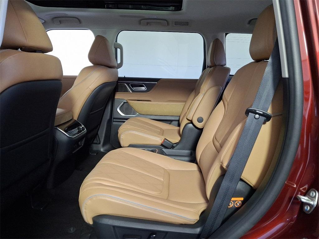 new 2025 INFINITI QX80 car, priced at $104,690